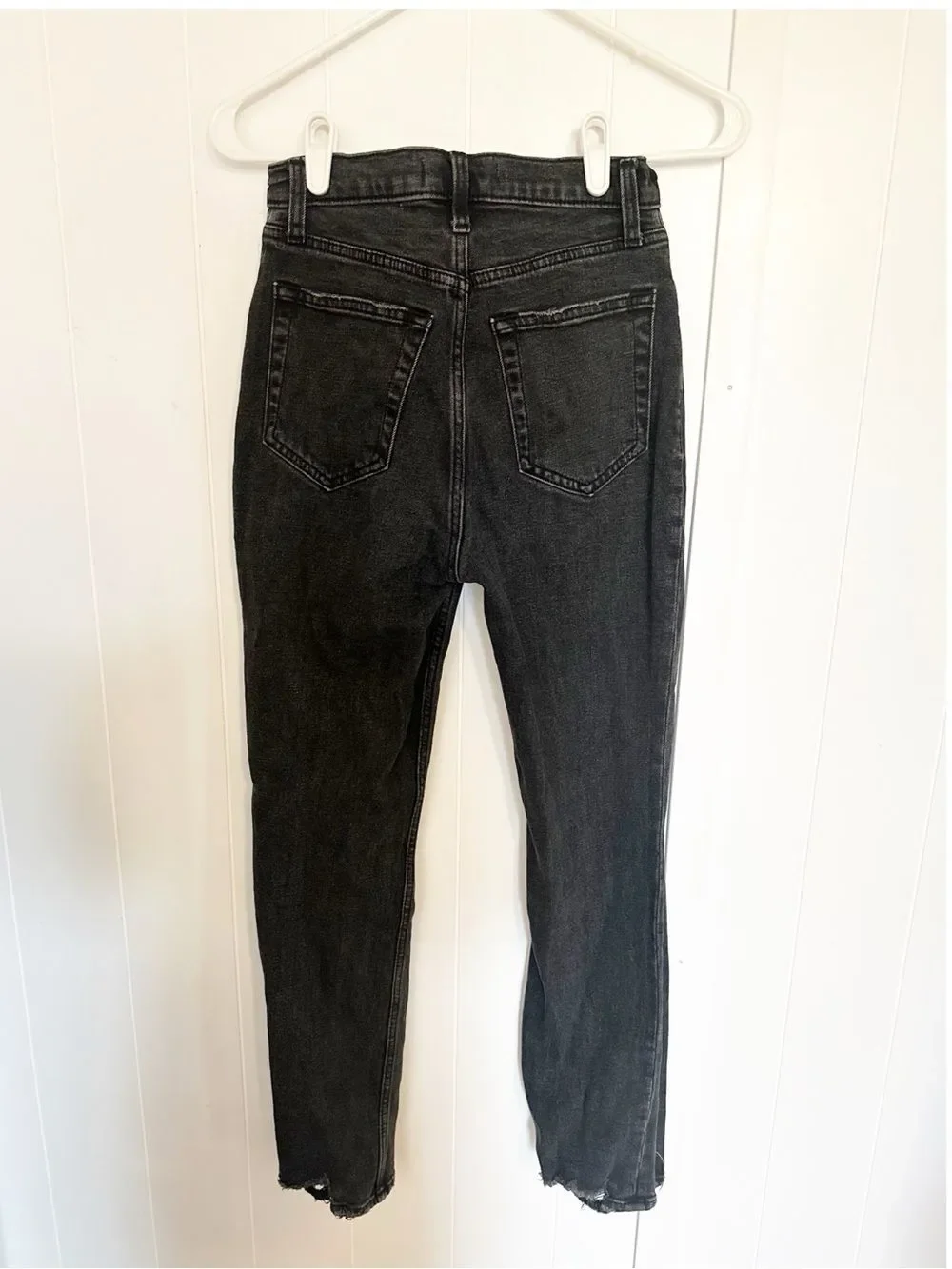 Abercrombie and fitch ankle straight high rise jeans black size 25
